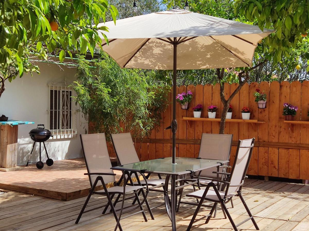 Apartamento El Grifo การ์โมนา ภายนอก รูปภาพ